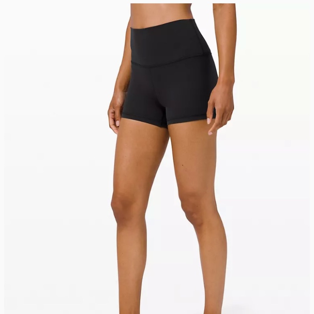 NWT Lululemon Align short 4” black